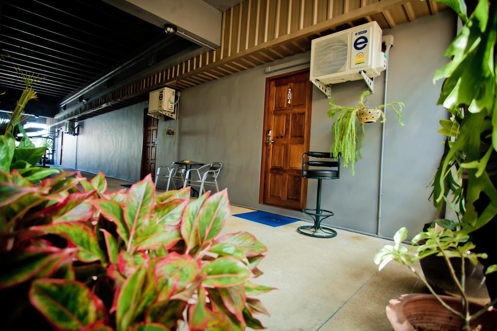 Phuket Chaphone Guesthouse מראה חיצוני תמונה