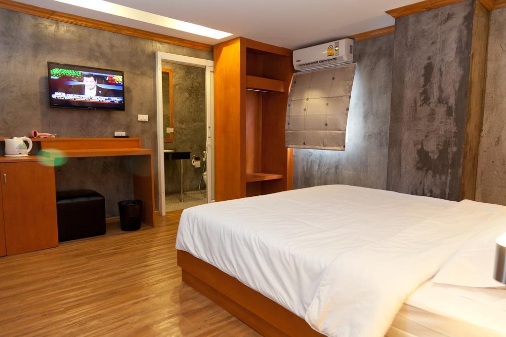 Phuket Chaphone Guesthouse חדר תמונה